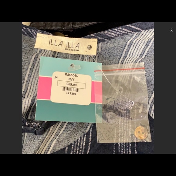 ILLA ILLA Size Medium new with tags crop top blue stripe front tie adjustable - Picture 5 of 5